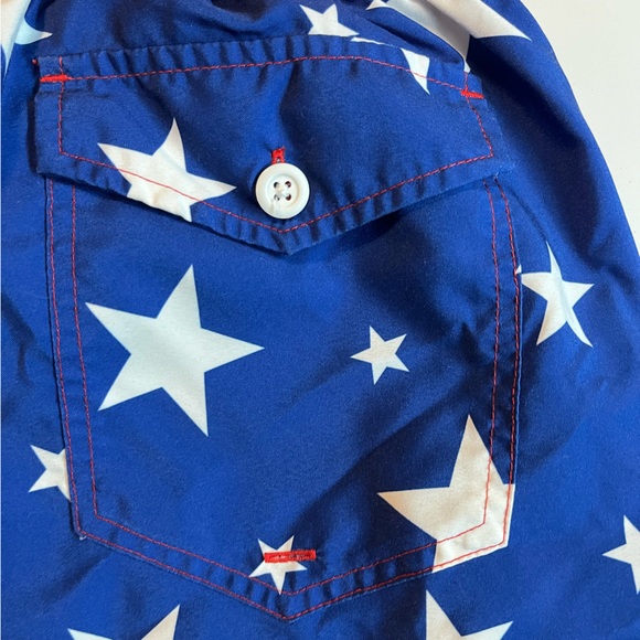 Crown & Ivy Men’s American Flag Swimming Trunks - Picture 3 of 7